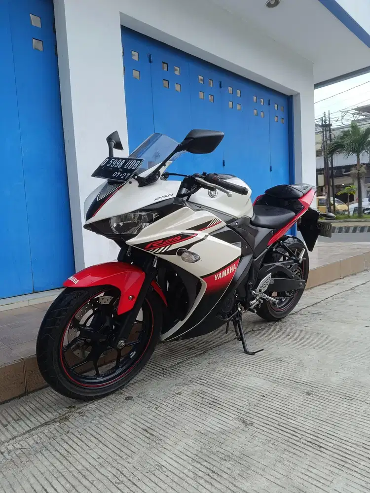 Yamaha r25 tahun 2016