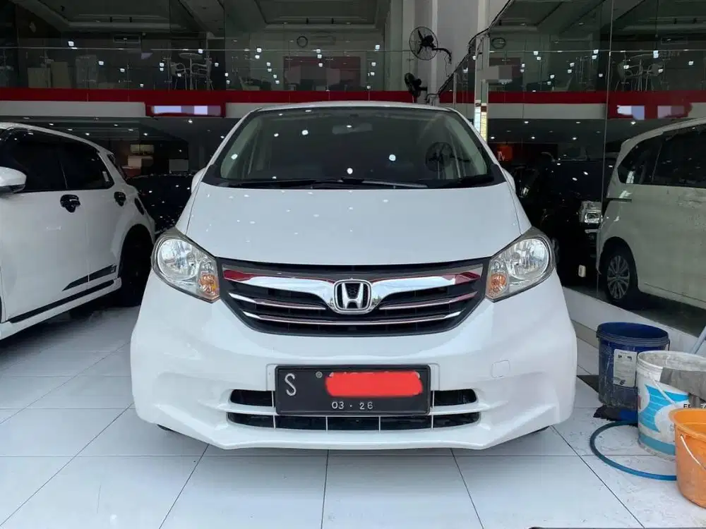 Freed 1.5 Psd 2013, ISTIMEWA