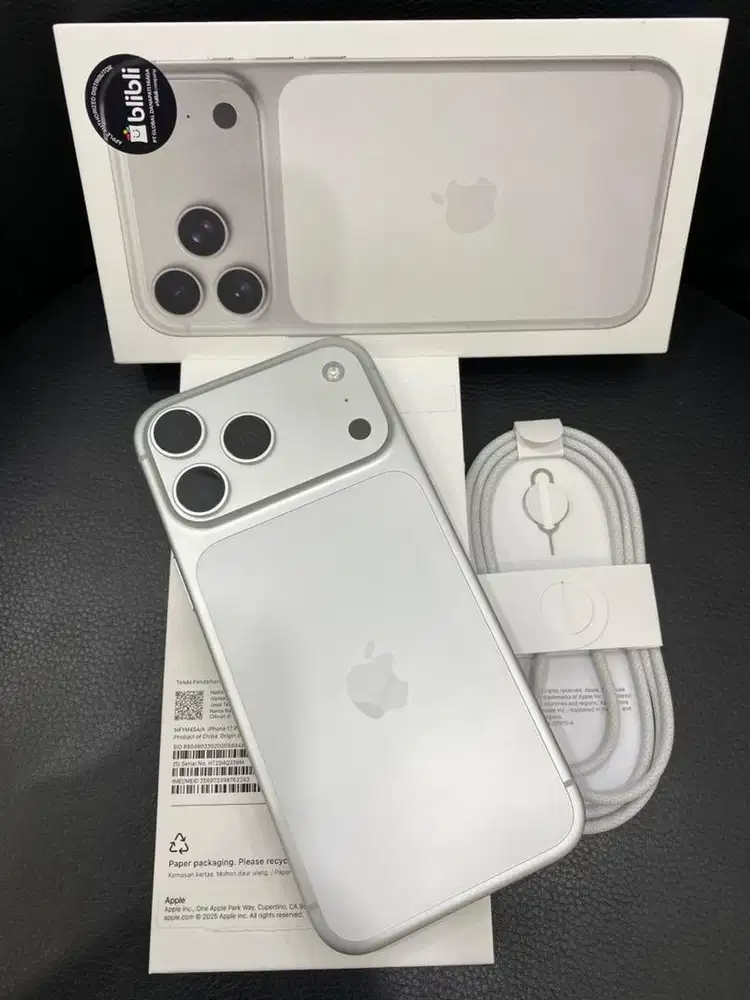 Iphone 17 Promax , Silver , 256GB IBox