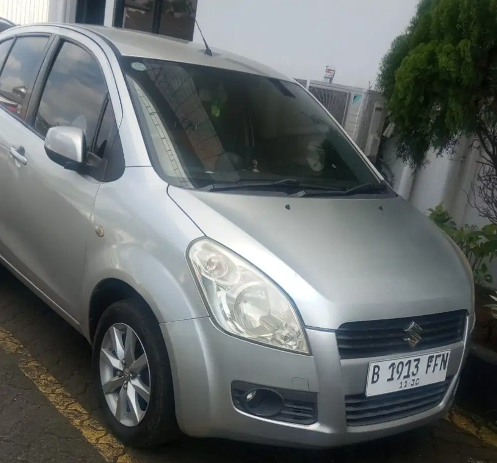 Suzuki Splash 2010 Bensin