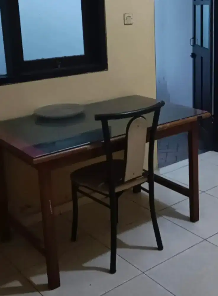 MEJA MAKAN JATI SET 1 KURSI