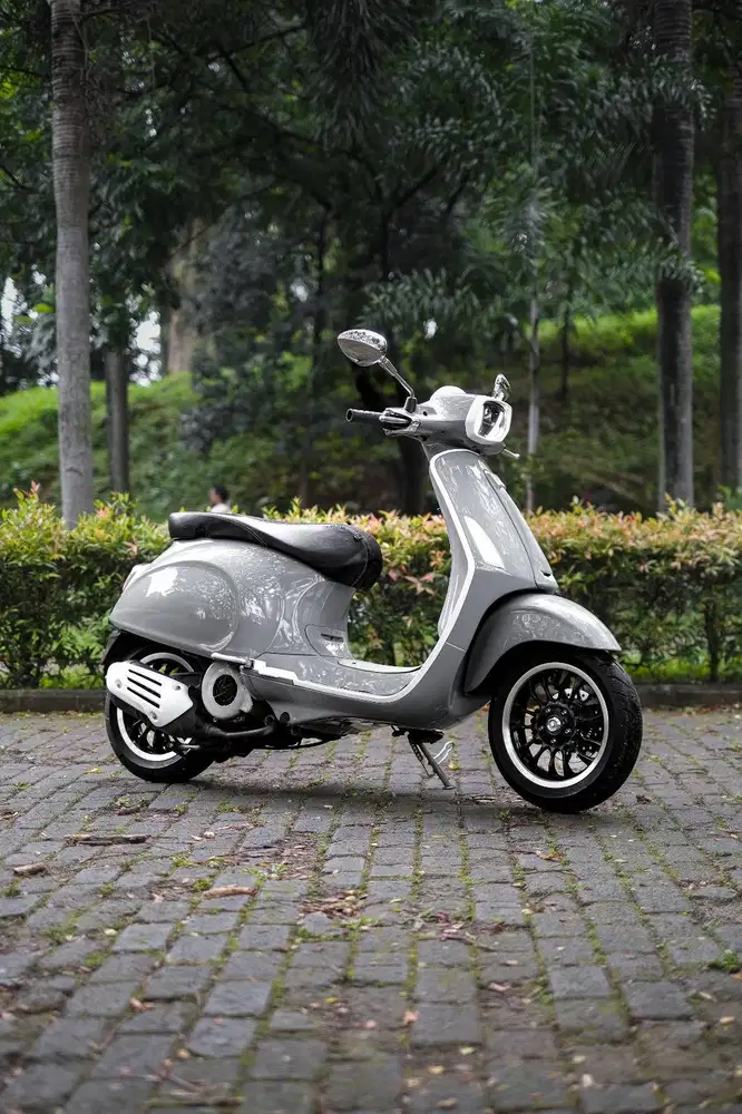 JUAL VESPA MATIC BEKAS/SECOND  SPRINT 150 IGET 2023 MURAH BERGARANSI