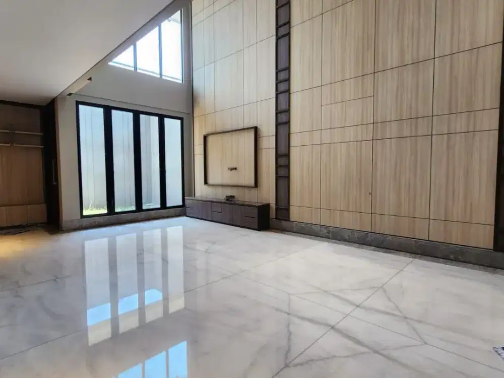 Rumah Baru Modern Mewah di Regency 21, Arief Rahman Hakim, Surabaya Timur