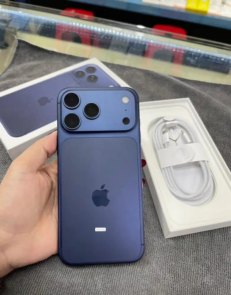 iPhone 17 Pro Max 256GB Deep Blue BH 100% Garansi iBox 02/12/26