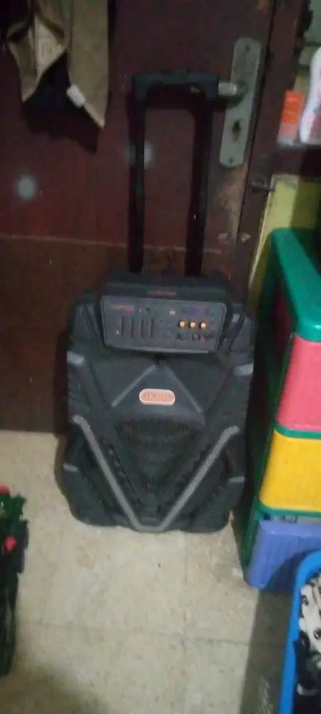 Speaker bluetooth advance