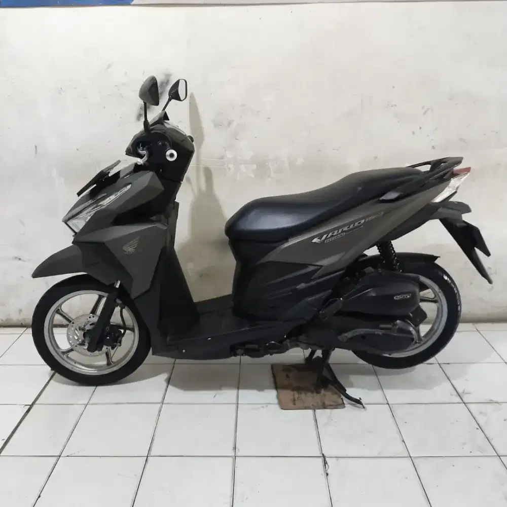Honda Vario 150 OLD 2017 Bagus lengkap Mesin Cakep