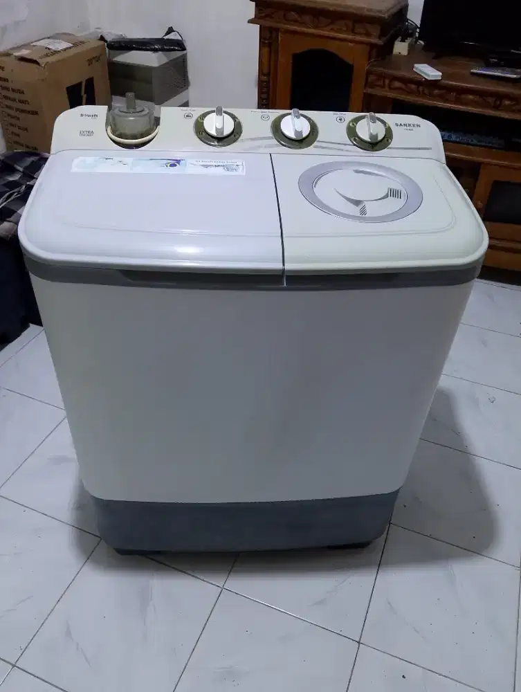 Mesin cuci Sanken 8kg