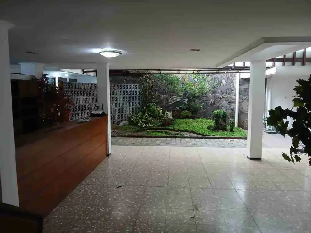 rumah lama terawat sayap riau cocok untuk hunian atau usaha lokasi komersil strategis