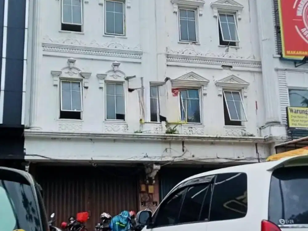 Dijual/Disewakan Ruko Pda Gandeng 3 Lantai Siap Pakai