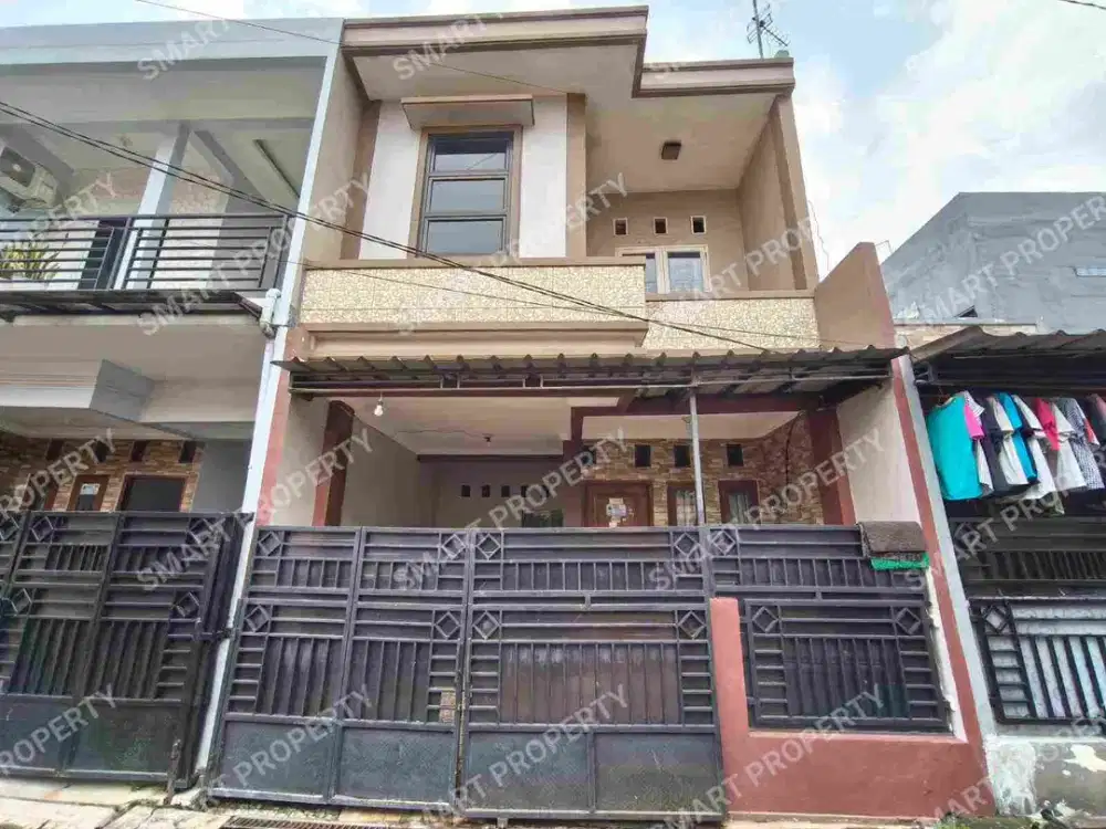 DI JUAL RUMAH SECOND 2LANTAI MURAH DLM KOMPLEK PERUMAHAN AKSES MOBIL DI KRAMAT JATI JAKTIM