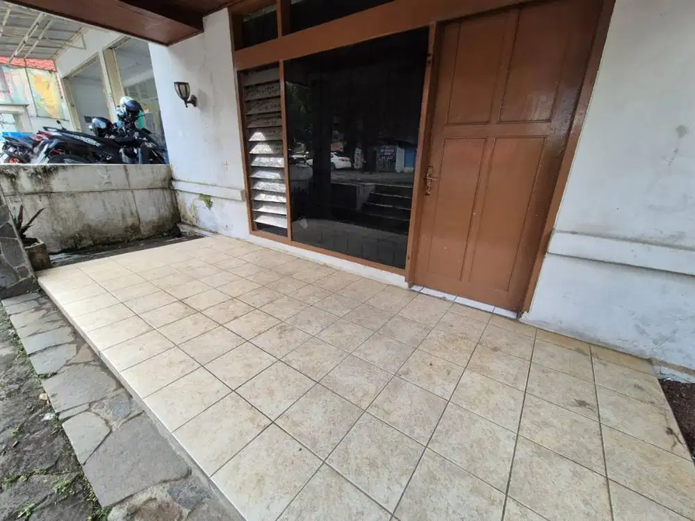 Disewakan Rumah Kosongan Perlu Renov Sendiri Mainroad Dago Bandung