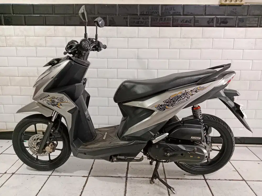 Honda beat street 2023 mesin halus terawat