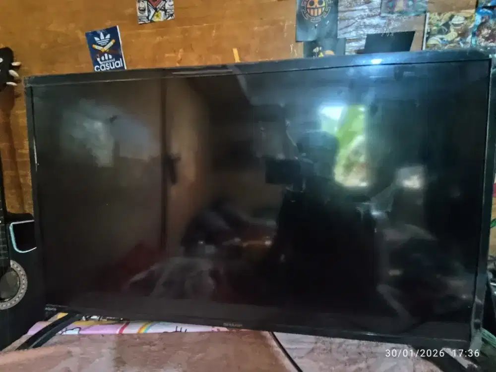 LCD TV 24* Merek sharp