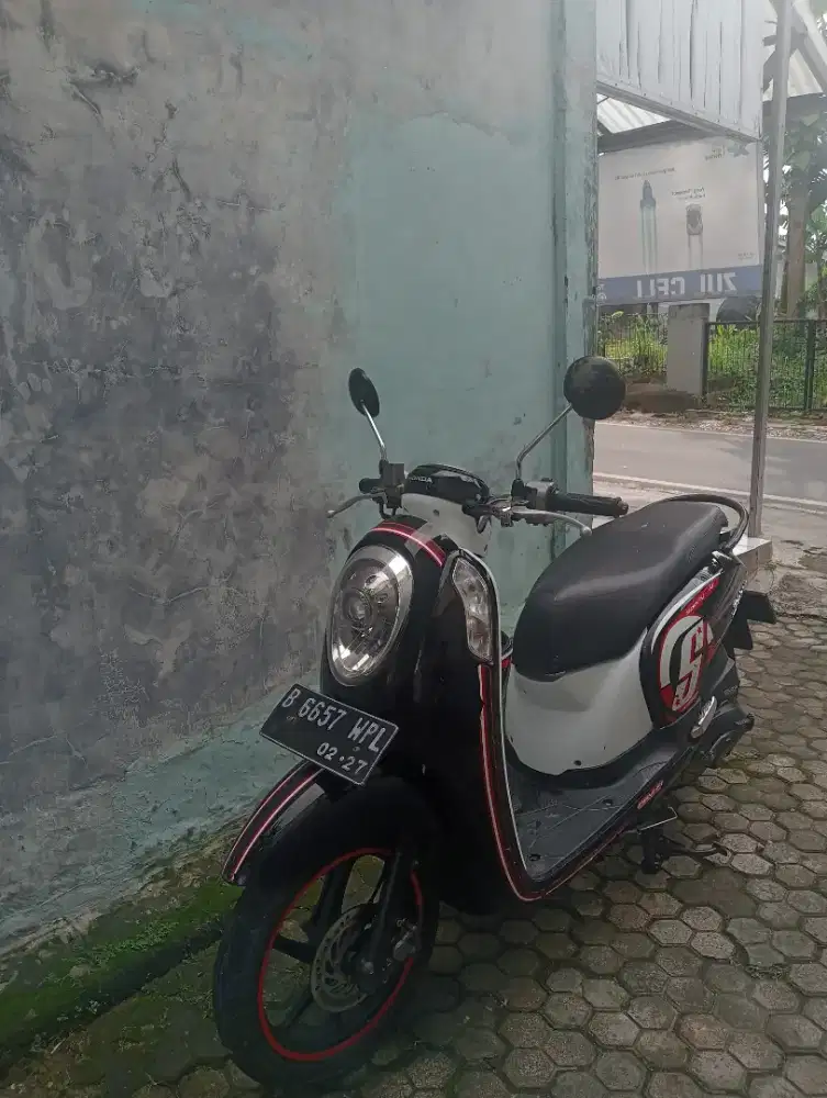 dijual honda scoppy tahun 2017