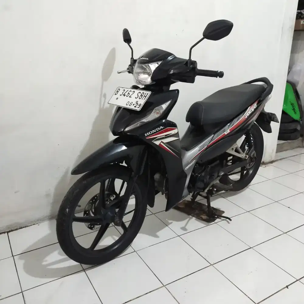 Honda Revo Cw 2014 Bagus lengkap mesin Cakep
