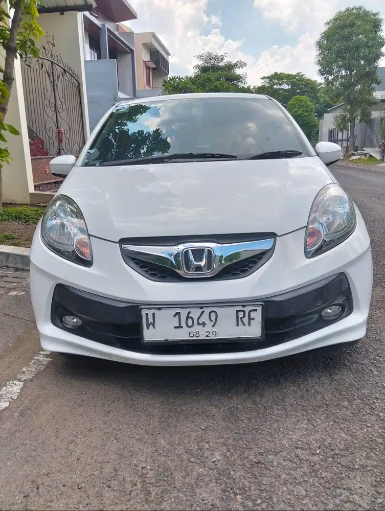 Dijual Honda Brio Matic Putih Mulus