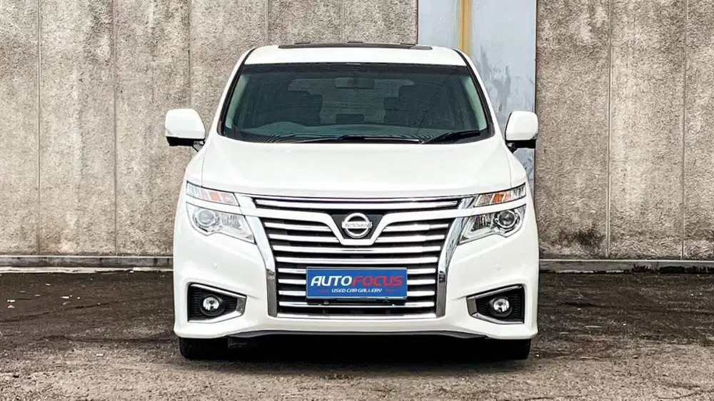 Tdp55JT Nissan Elgrand HWS 2.5 AT Putih metalik 2016