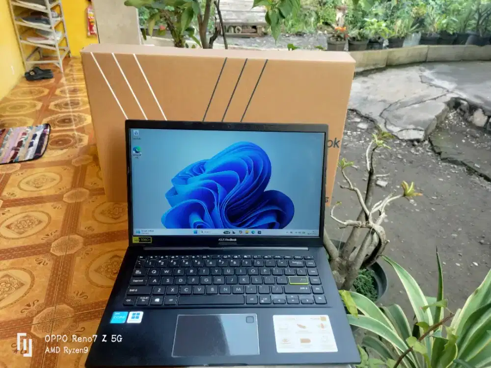 Asus Vivobook Core i3 Gen 11 SSD 512 Ram 8 Normal Pemakaian