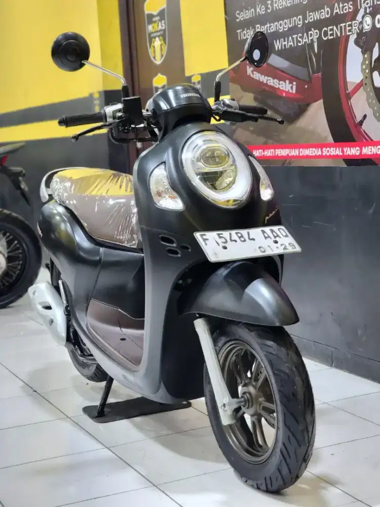 SCOOPY PRESTIGE 2023 (PUTRA TUNGGAL MOTOR)