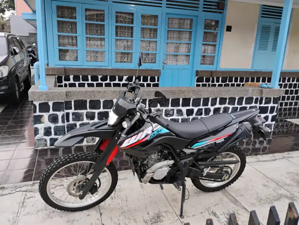 (LIKE NEW) Yamaha WR 155 Tahun 2022; Km 500an; Pajak Panjang (Bandung)