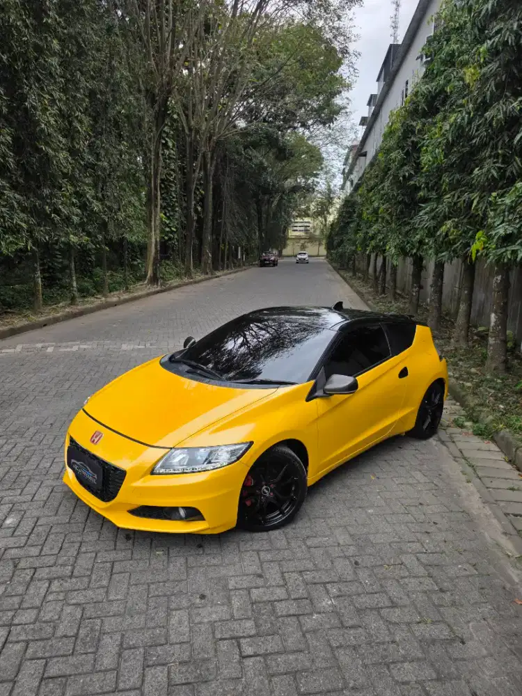Honda crz coupe full option atpm 2013 / 2014 A/T Yellow