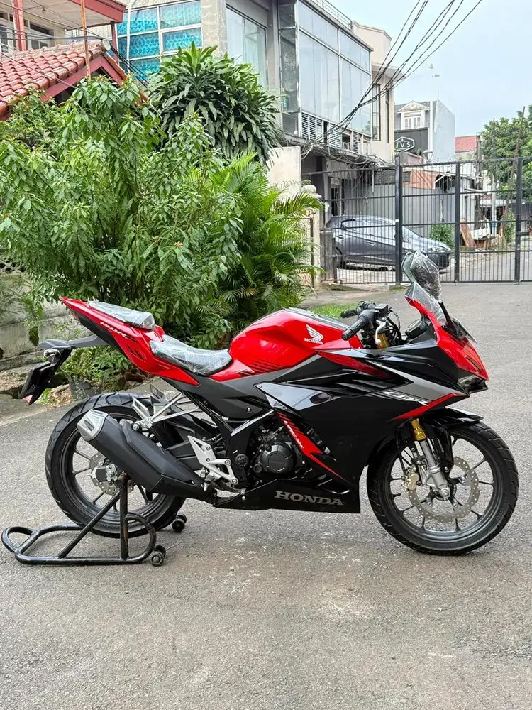HONDA NEW CBR 150 ABS, THN 2022. MULUS DAN SIAP PAKAI