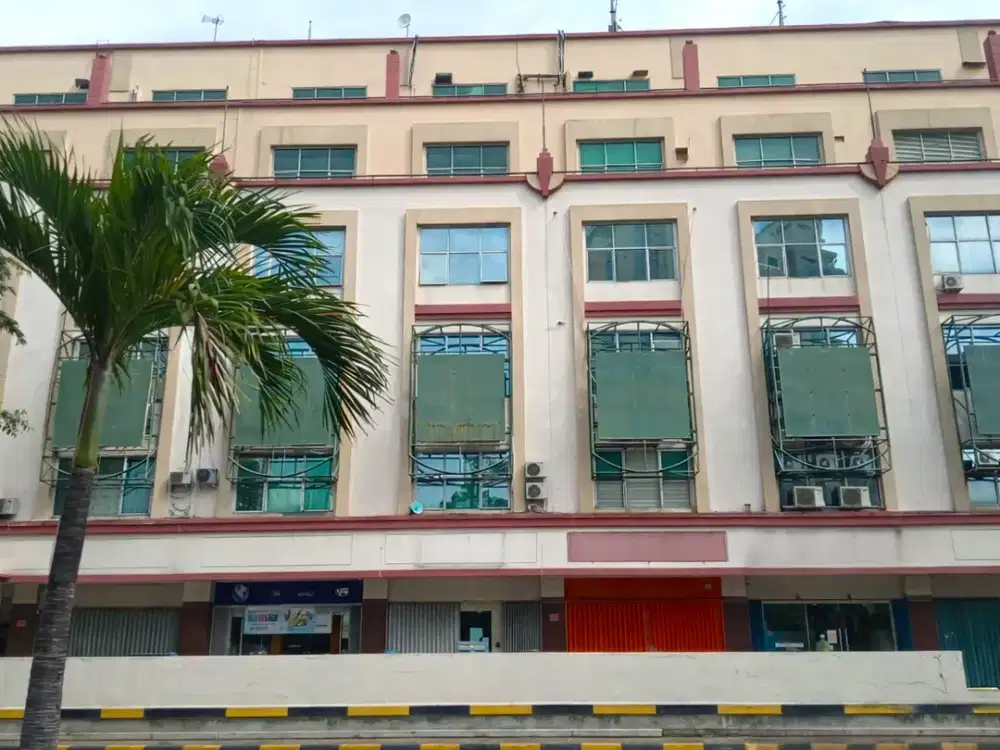 Gudang 128m2 8x16 4LT Strategis HGB Hadap Boulevard di Mall Mangga Dua Jakpus