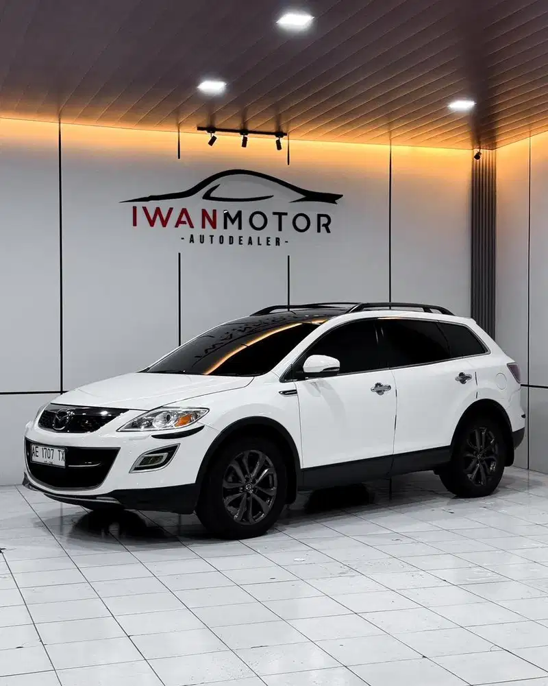 ISTIMEWA! Mazda CX9 AT Tahun 2012