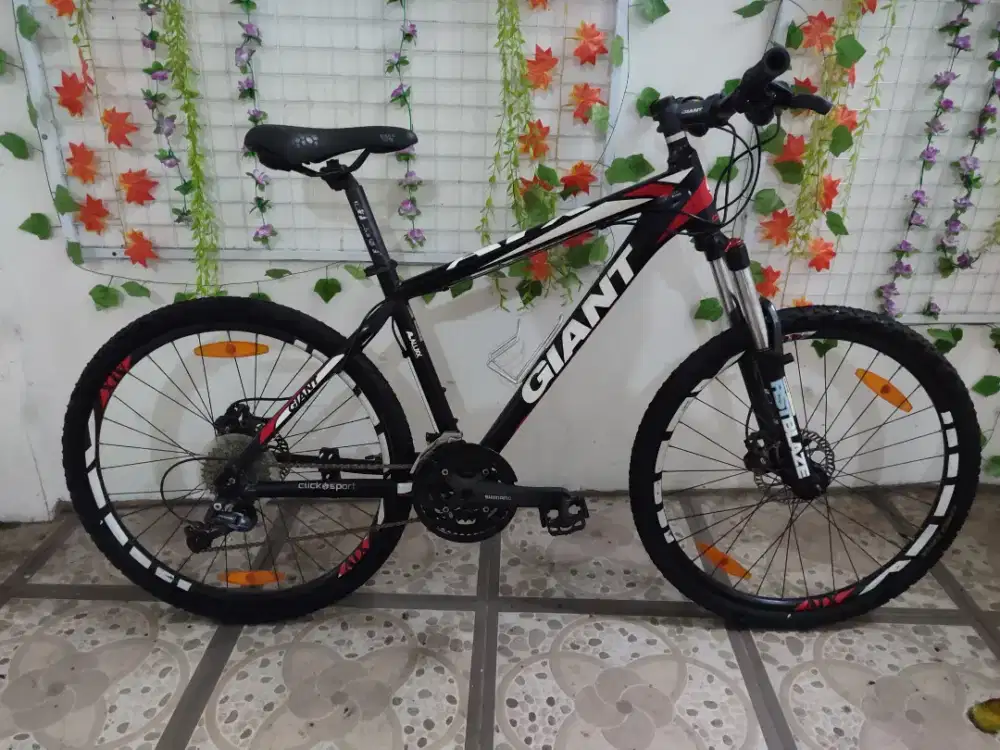 Sepeda MTB Giant ATX ELITE ring 26 alloy size S bekas
