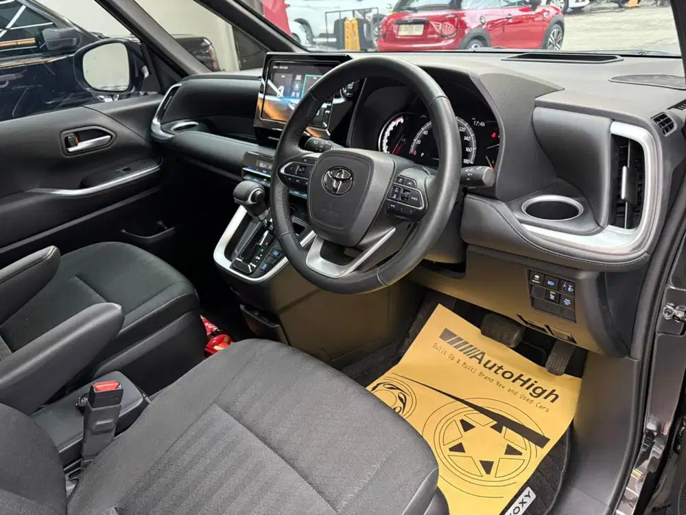 DP10% [Km6.000] Voxy 2024 Black Reg 2025 #AUTOHIGH