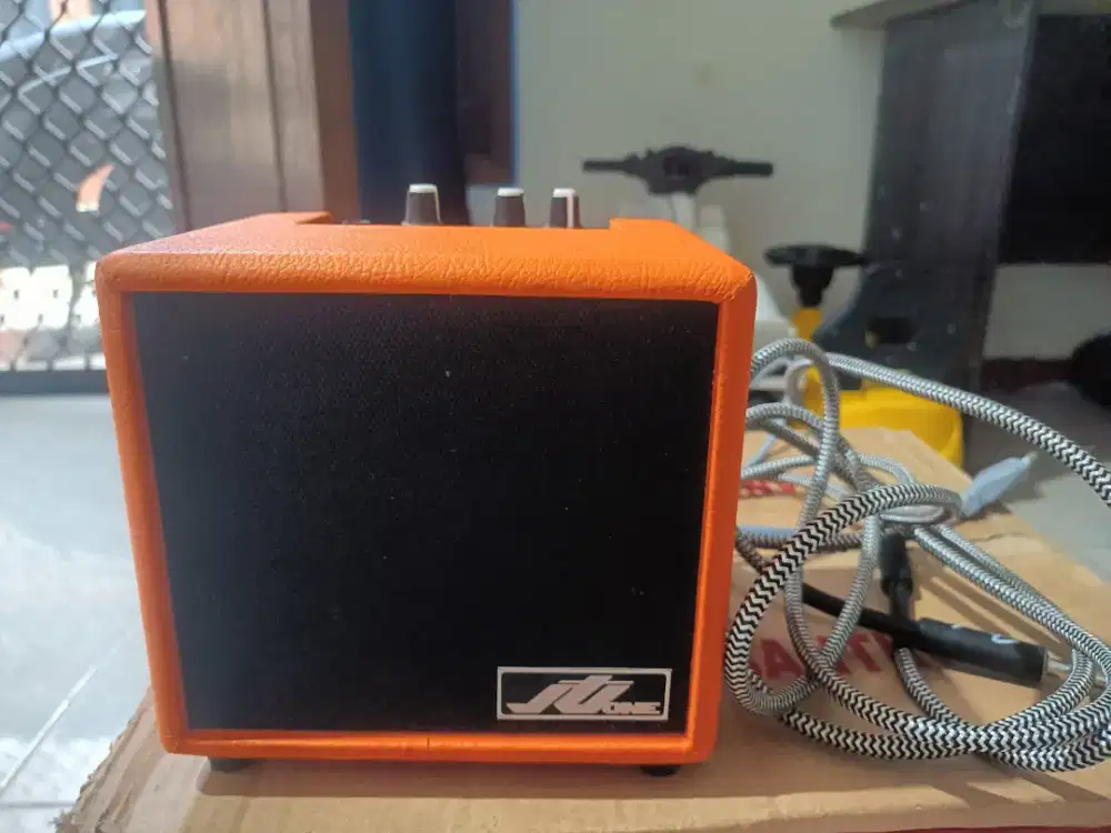 Ampli Gitar Mini JTone + Kabel Jack Ampli