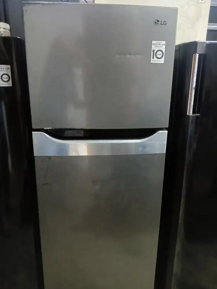 Kulkas LG inverter 2 pintu