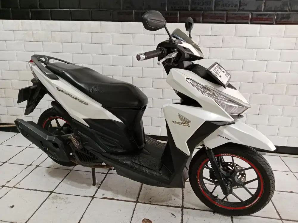 Dijual cepat vario led 150 2017 pajak hidup