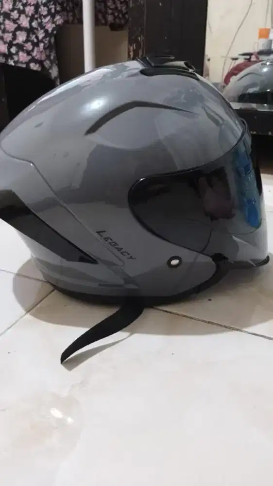 Helm Legacy baru
