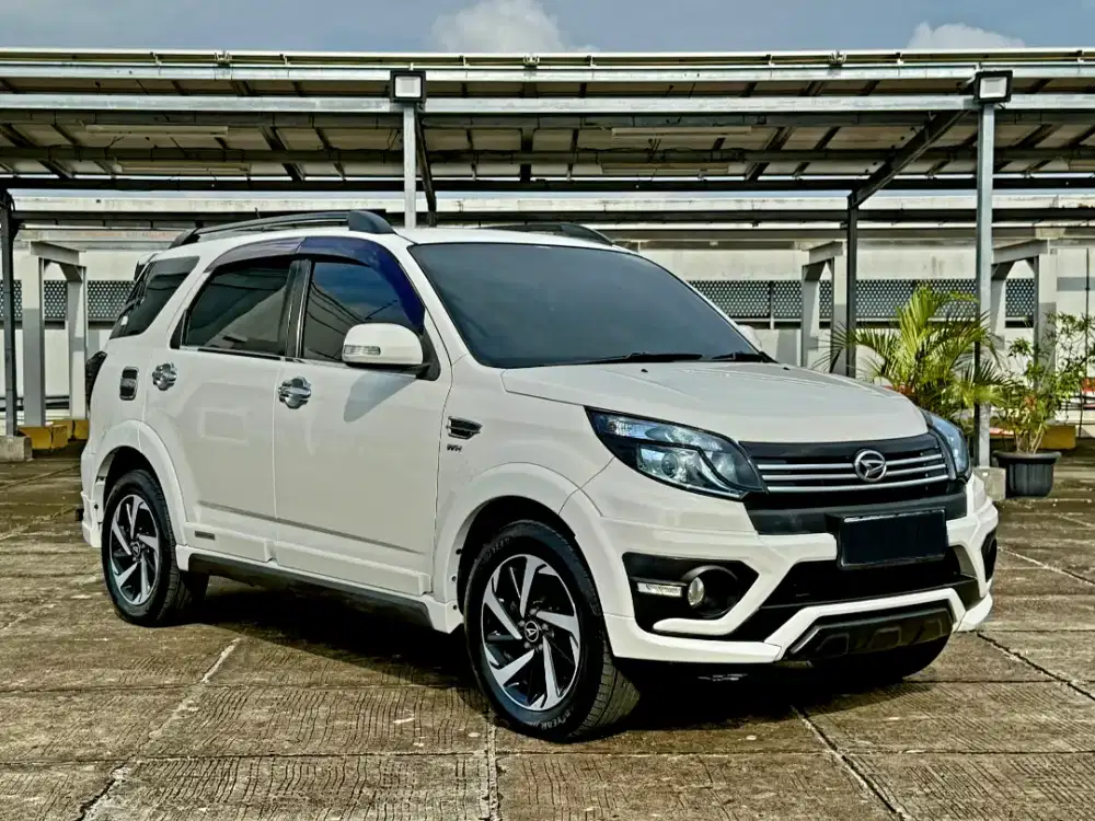 Daihatsu Terios R Automatic 2016