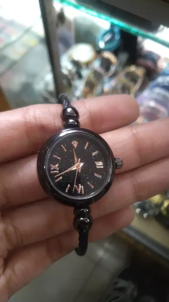 JAM TANGAN GELANG