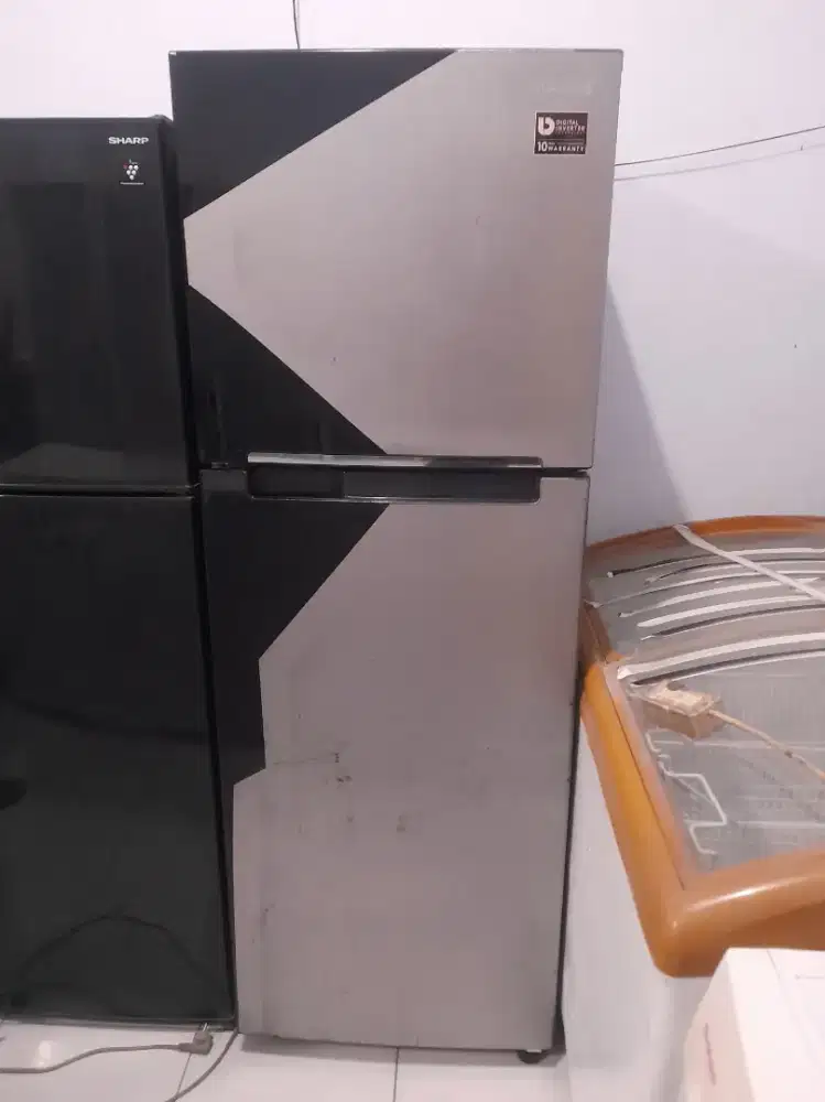 Kulkas 2 Pintu Samsung Inverter Jumbo