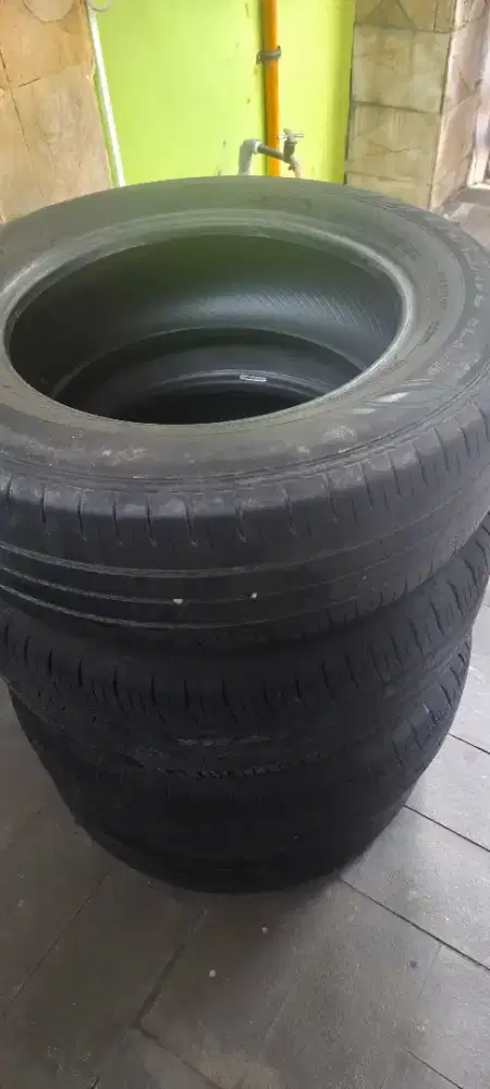 Ban Dunlop enasave 205 65 r16