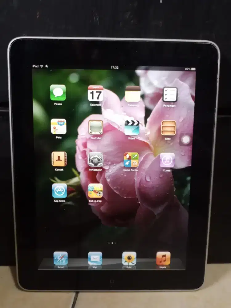 Apple iPad 16gb BU