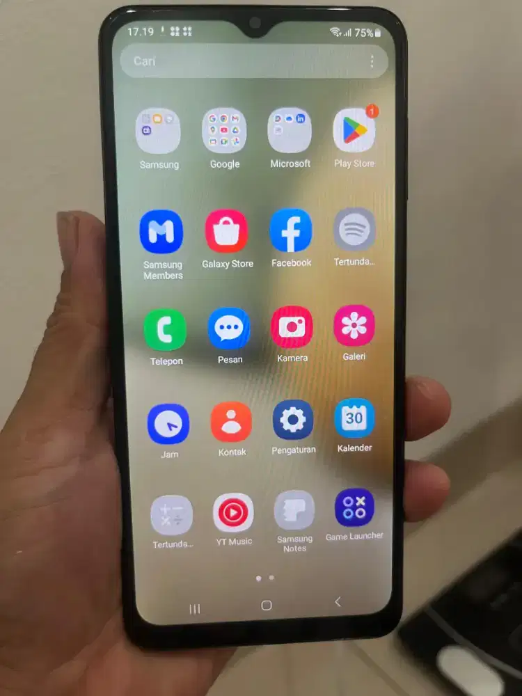 Samsung A12 second dan masih mulus memori 4 GB /Penyimpanan128 GB