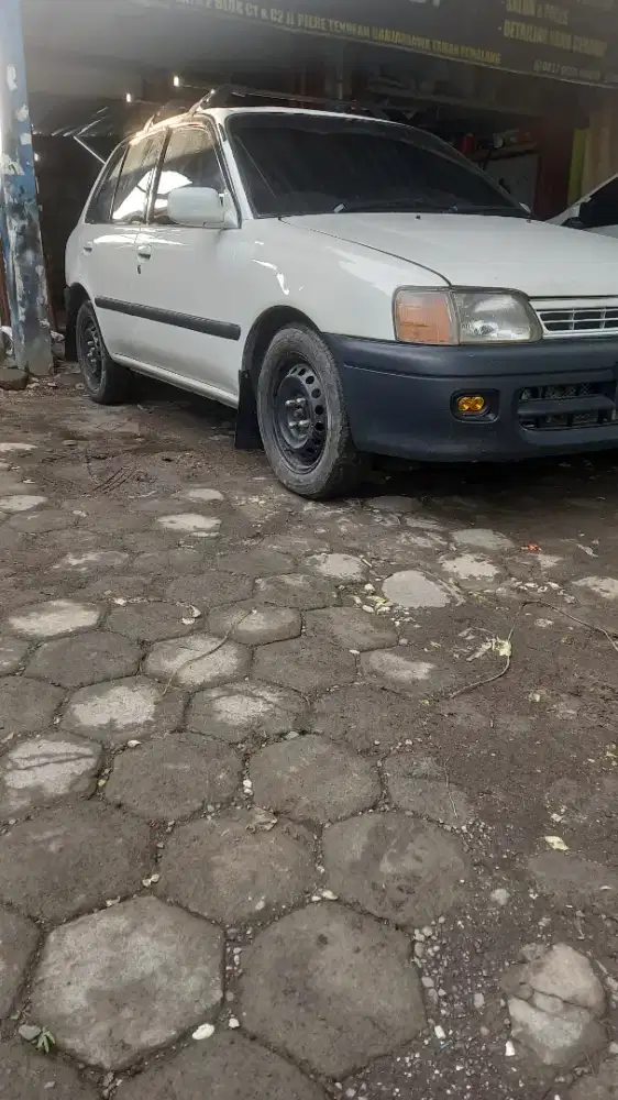 Toyota starlet kapsul 1.0 94
