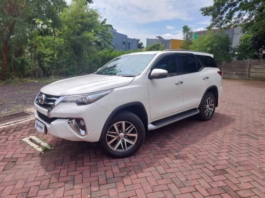 DP MURAH Fortuner 2.4 4x2 VRZ Solar Matic 2018 Putih NUR