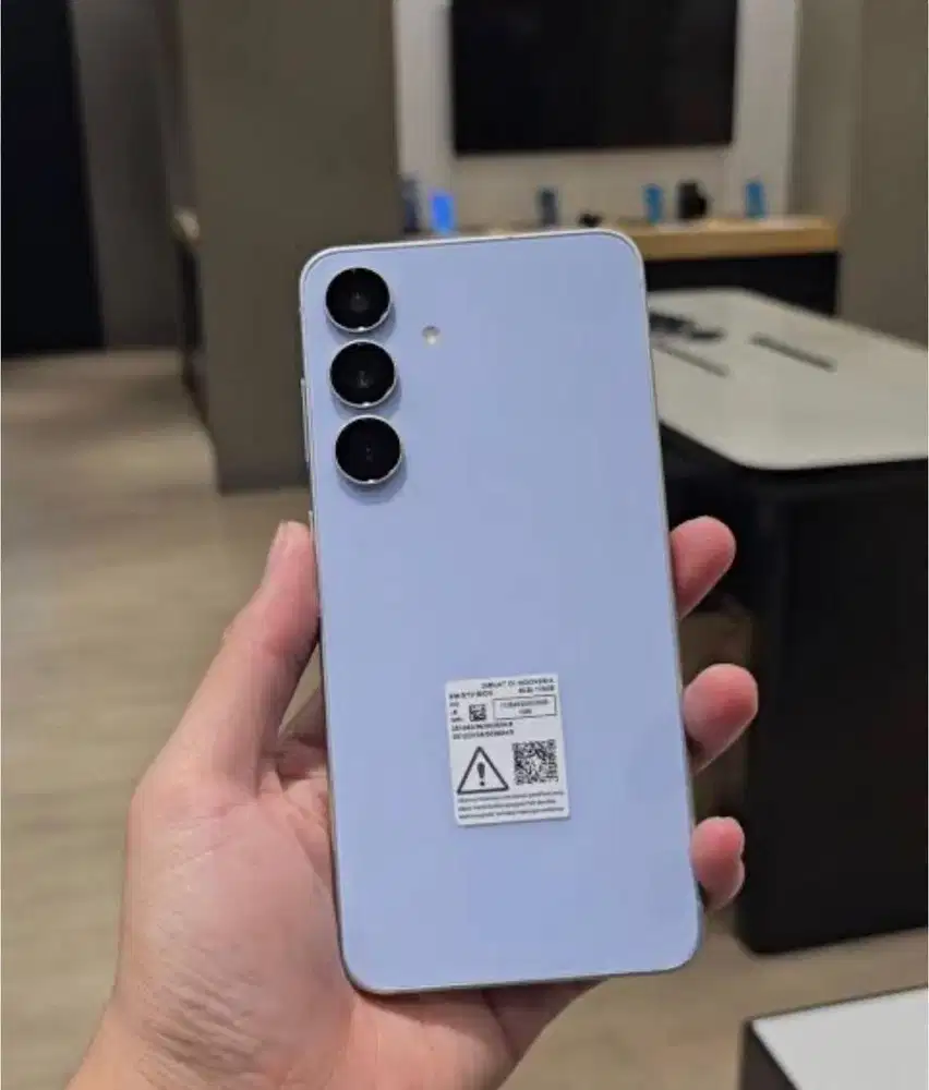 Samsung S 25 FE Like New