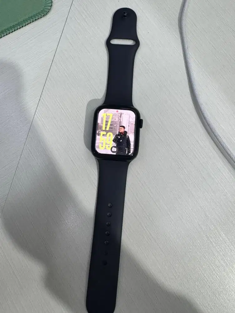 apple watch se 2 44mm