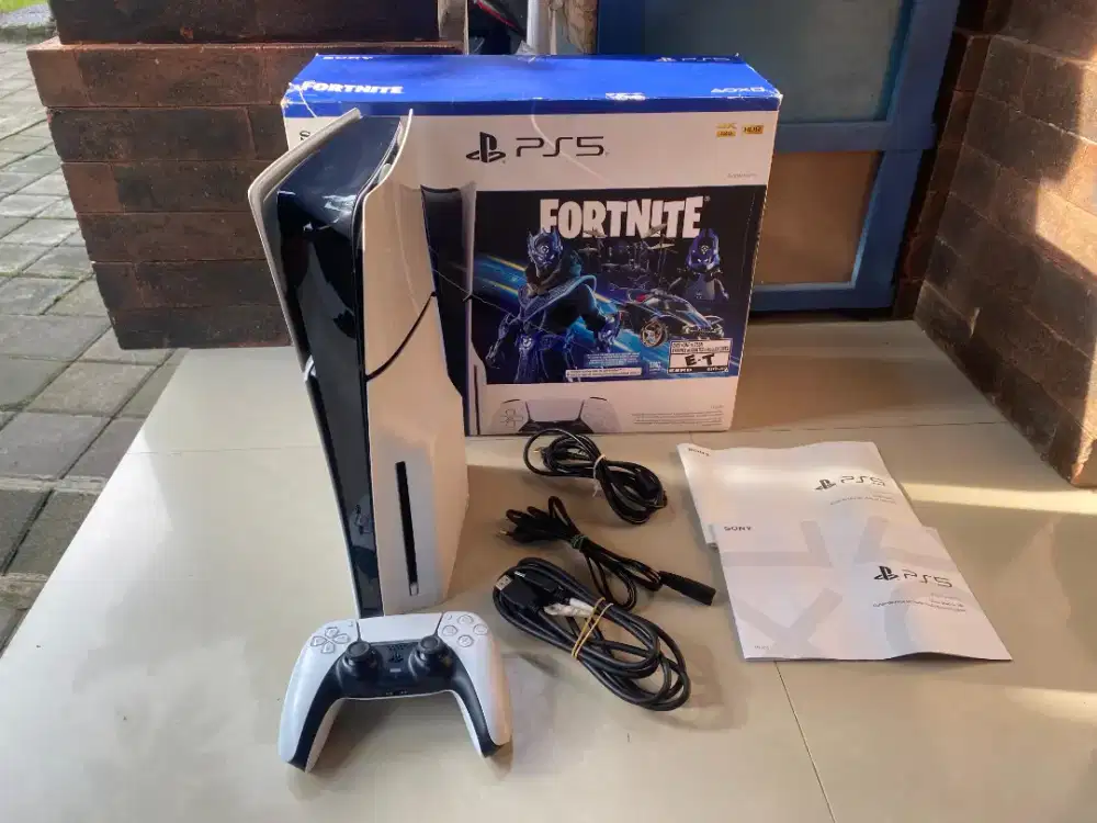 PS5 SLIM 1TB DISK VERSION FULLSET BONUS GAME DIGITAL