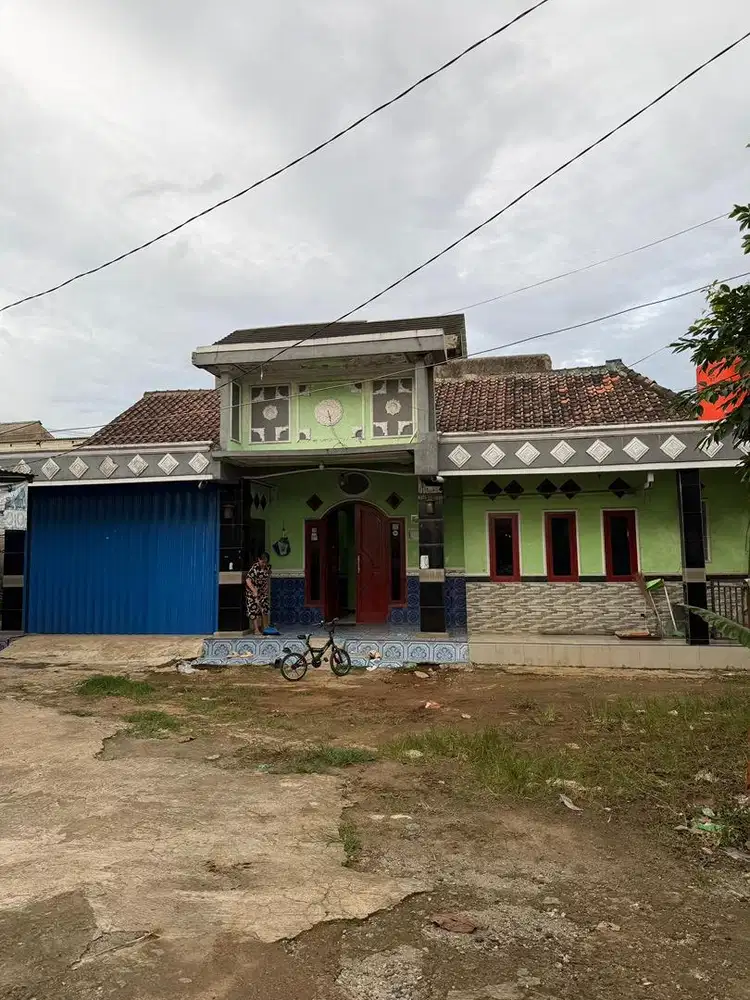 JUAL RUMAH SIAP HUNI HALAMAN LUAS