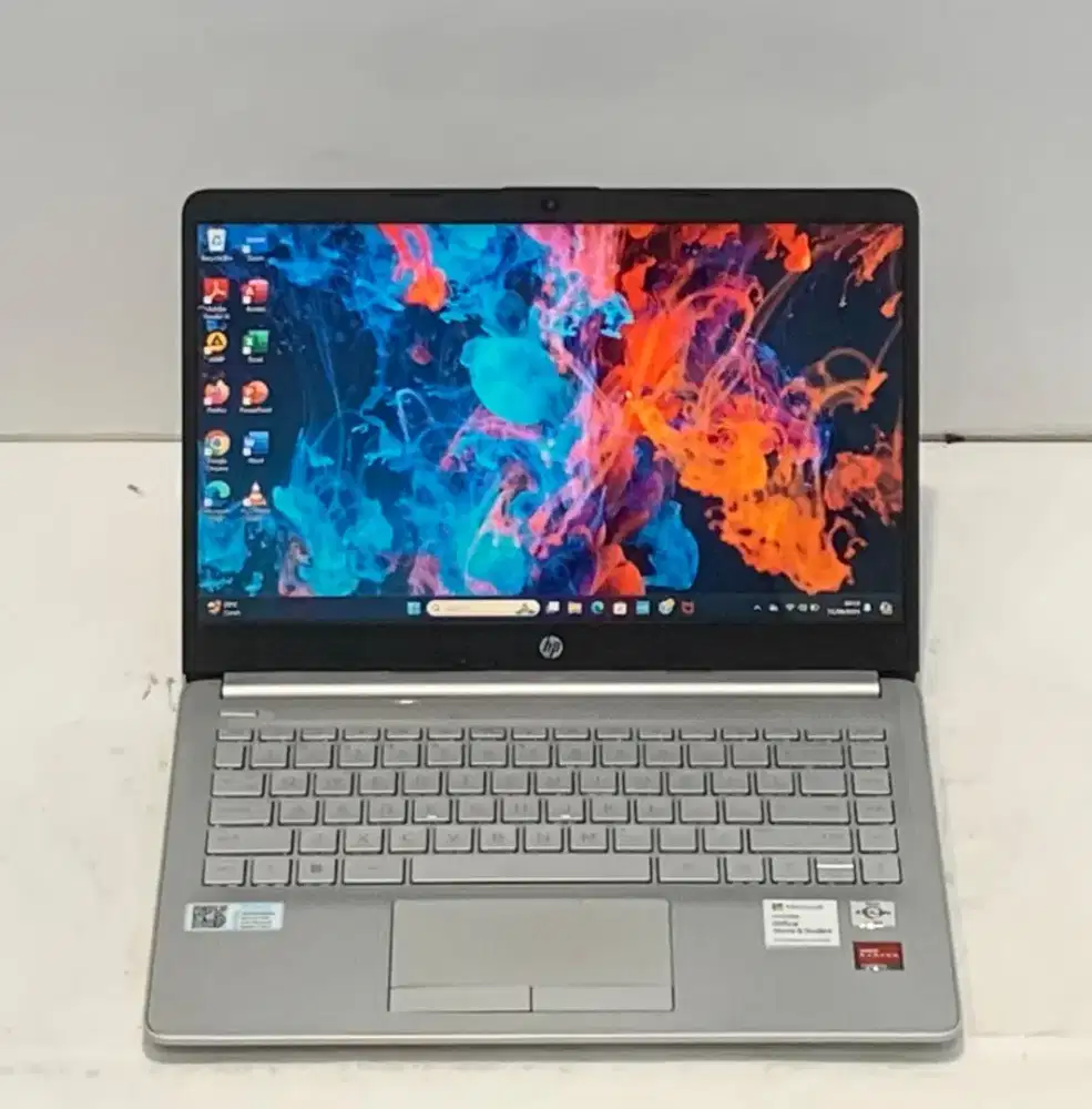 Hp laptop 14s-dk1xxx amd Athlon silver 3050U  Radeon Ram 8GB SSD 512GB
