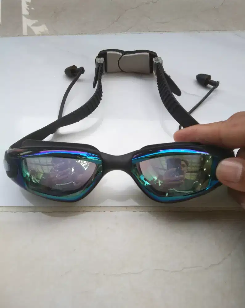 Kacamata Renang Speedo