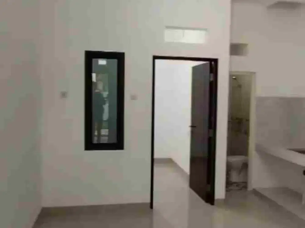 Dijual rumah baru tanjing duren 3 lantai carport