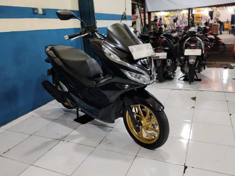 FOR SALE HONDA PCX 150 2018 SIAP PAKIA